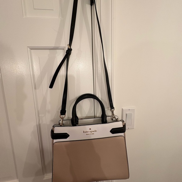 Kate spade purse + matching wallet - Picture 8 of 10